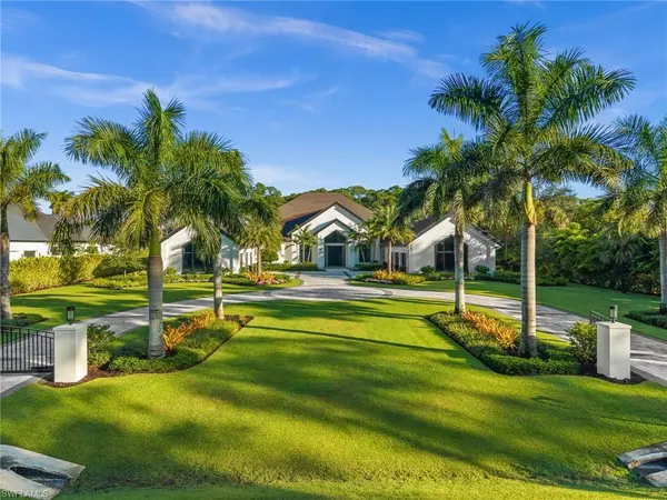 2191 Coach House LN, Naples, FL 34105