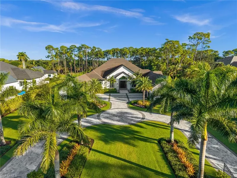 2191 Coach House LN, Naples, FL 34105