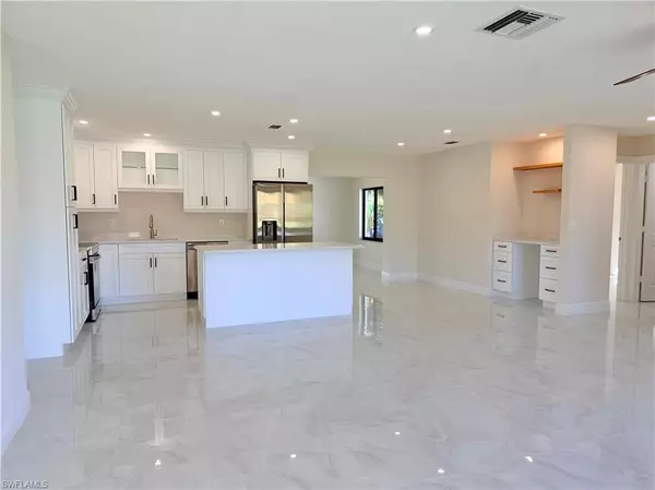 Naples, FL 34116,4212 32nd AVE SW