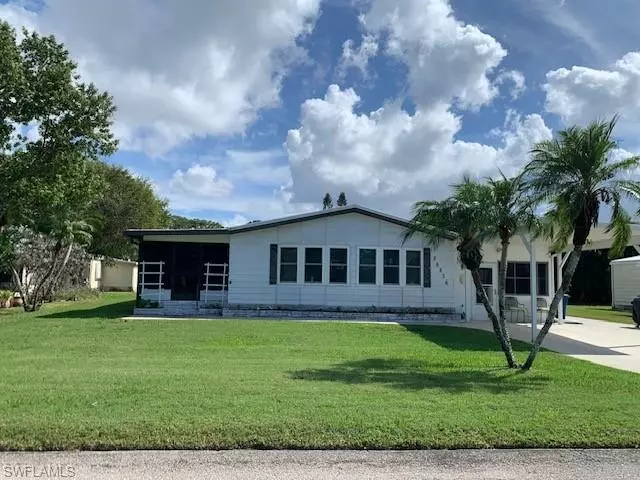 Bonita Springs, FL 34135,26236 Queen Mary LN