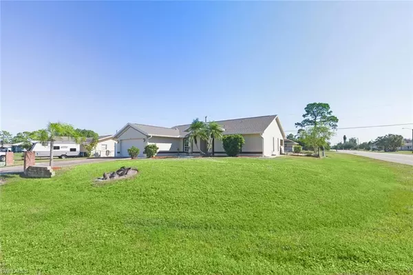 Fort Myers, FL 33967,18447 Camellia RD