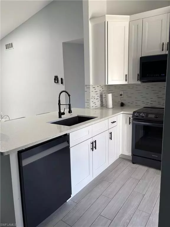 Fort Myers, FL 33908,15125 Parkside DR #202