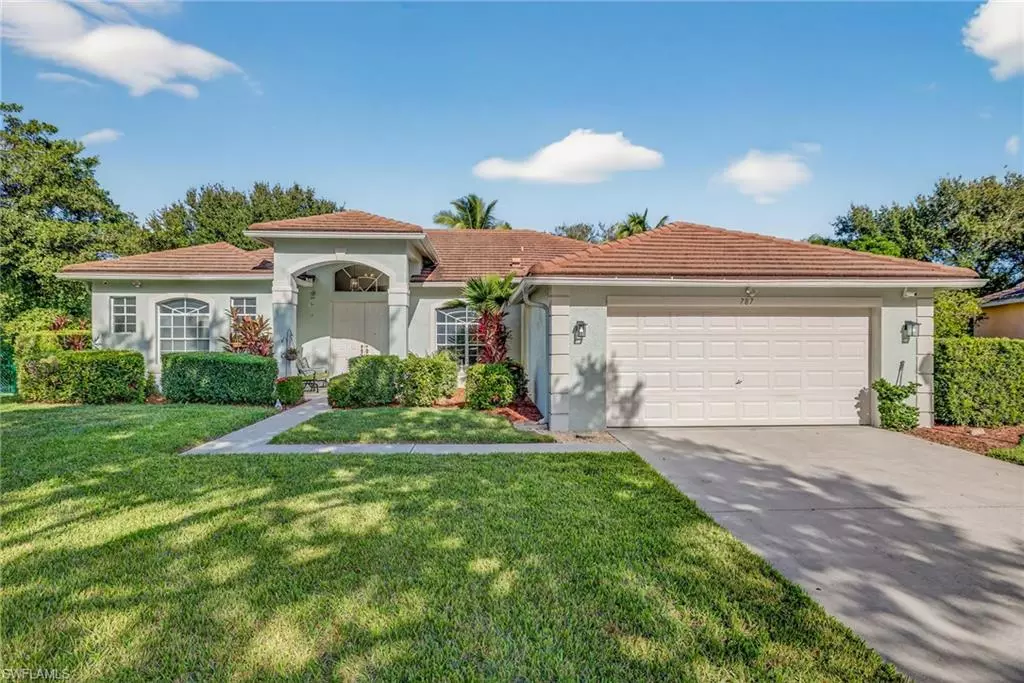 Naples, FL 34120,787 Waterloo CT