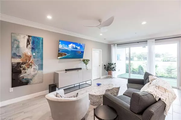 Naples, FL 34120,2319 Sawyers Hill RD #703