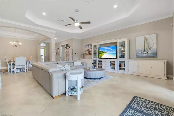 Naples, FL 34120,12832 Kinross LN