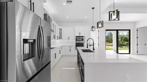 Lehigh Acres, FL 33972,1708 McKinley AVE