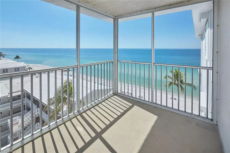 1919 Gulf Shore BLVD N #804, Naples, FL 34102