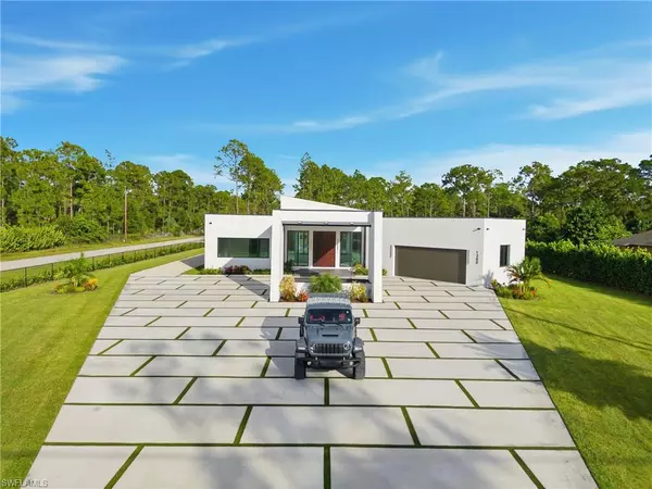 Naples, FL 34120,1388 Everglades BLVD N