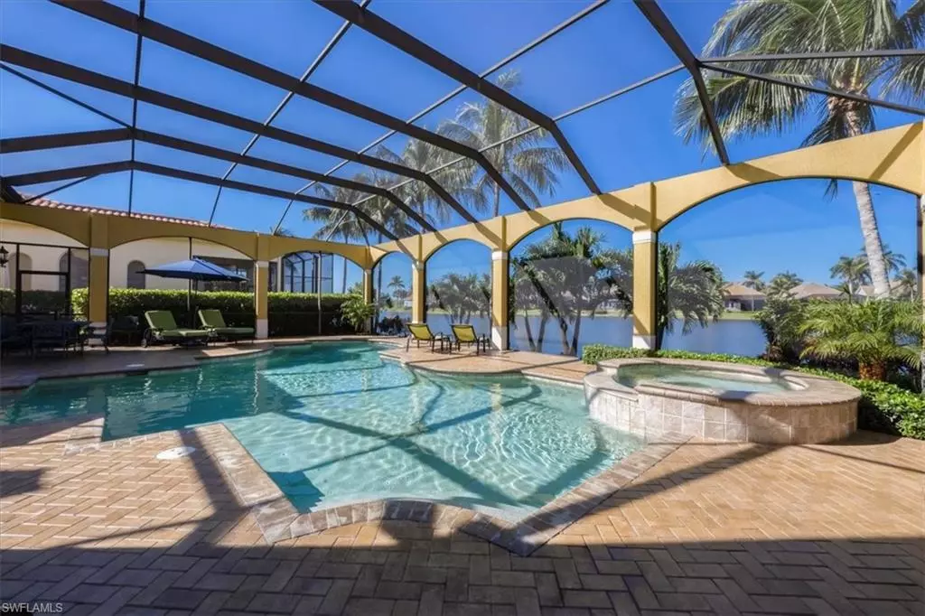 Naples, FL 34114,8535 Bellagio DR