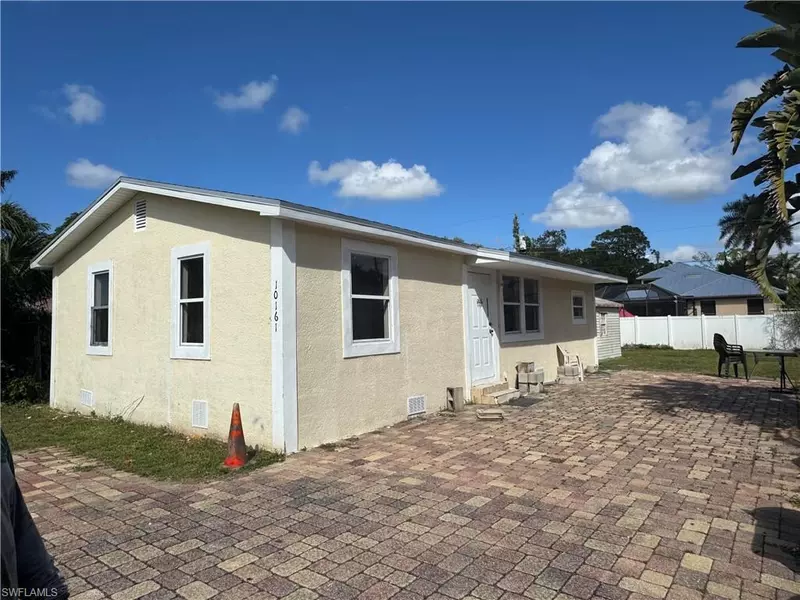 10161 Carolina ST, Bonita Springs, FL 34135