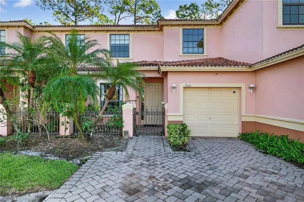 Naples, FL 34120,7666 Bristol CIR