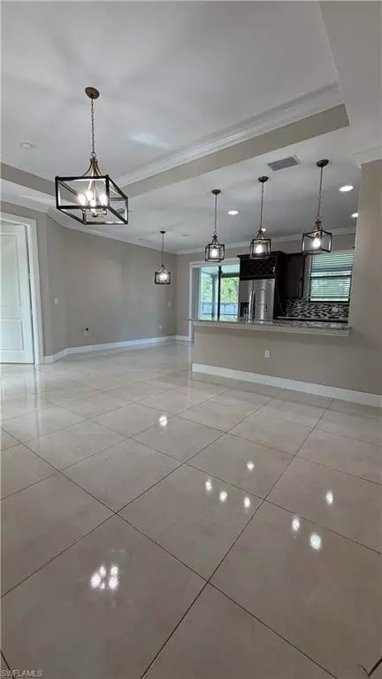 Naples, FL 34120,2725 56th AVE NE