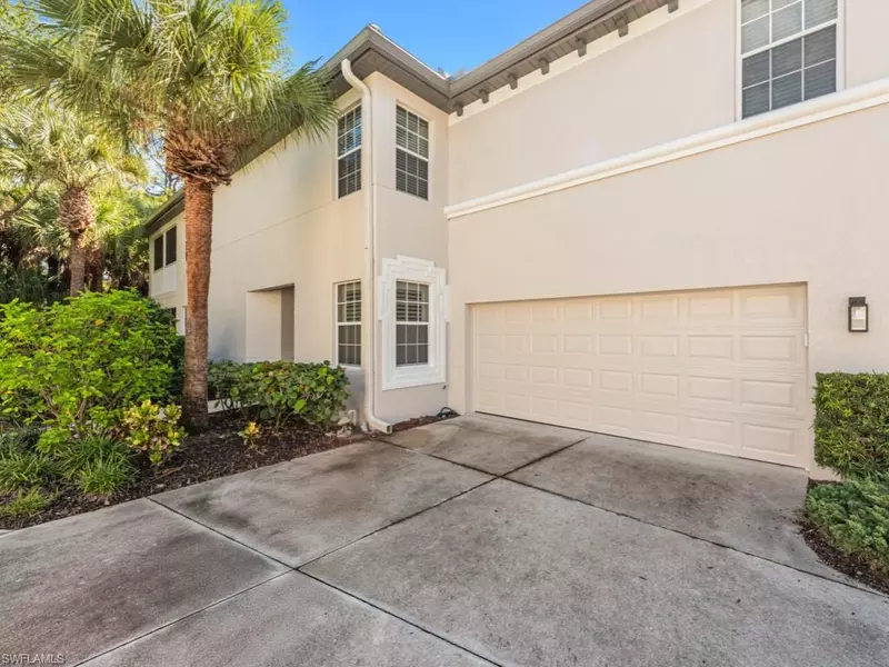 2012 Tarpon Bay DR N #101, Naples, FL 34119
