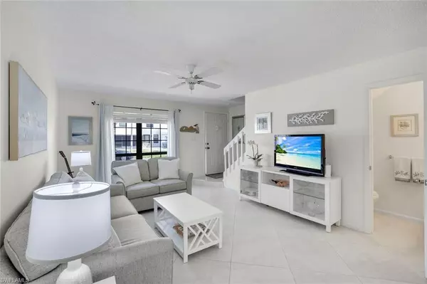 Marco Island, FL 34145,138 Marco Villas DR #V5