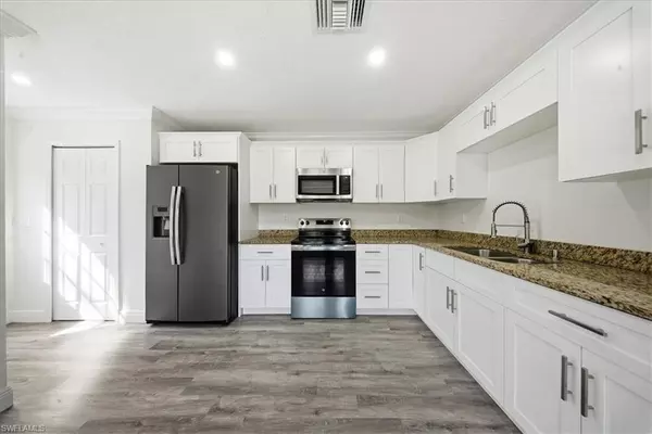 Naples, FL 34117,360 Desoto BLVD S