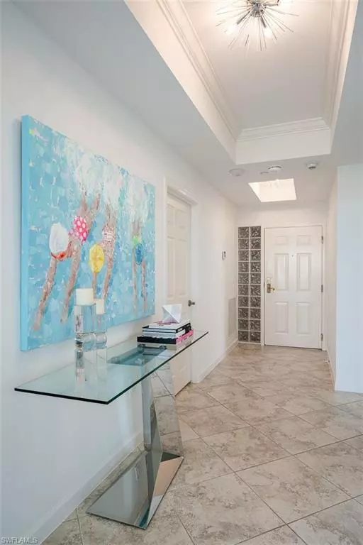 Naples, FL 34103,4255 GULF SHORE BLVD N #802