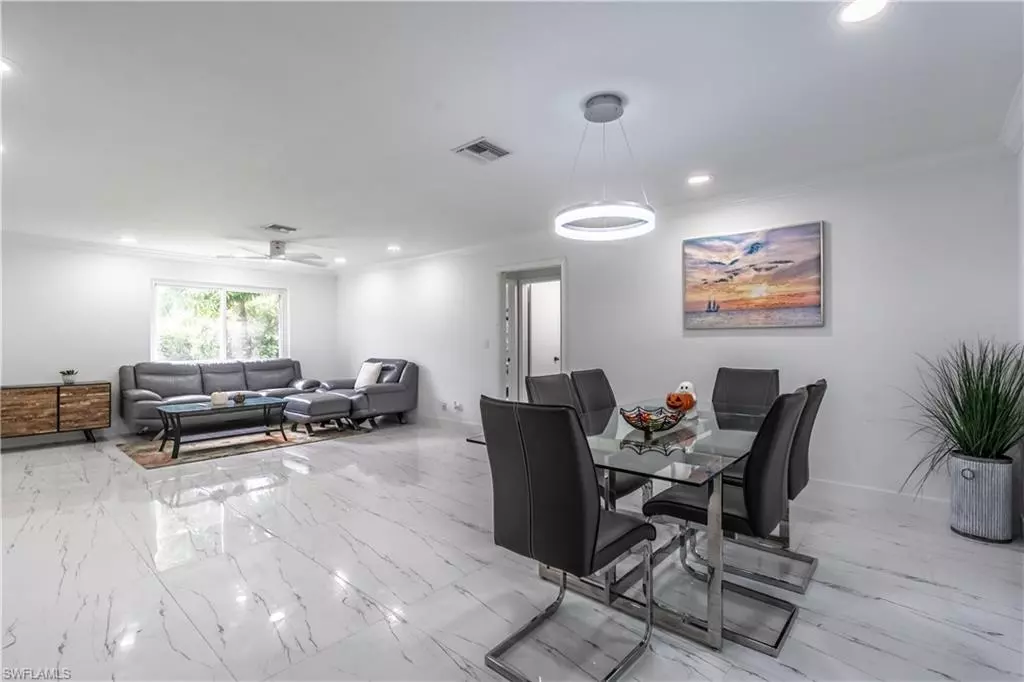 Naples, FL 34116,3096 52nd ST SW