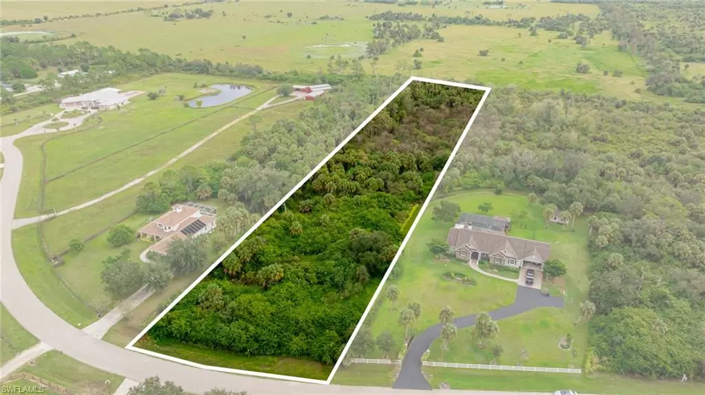 18500 River Estates LN, Alva, FL 33920