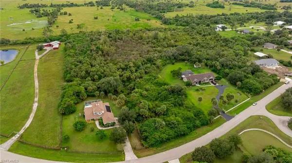 Alva, FL 33920,18500 River Estates LN