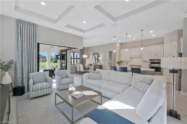 Naples, FL 34120,9815 Everglades DR