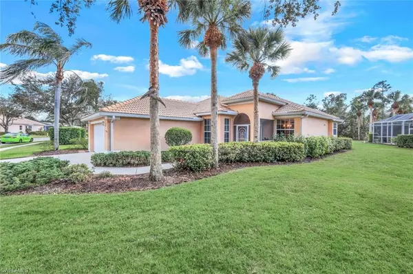 6086 Highwood Park LN, Naples, FL 34110