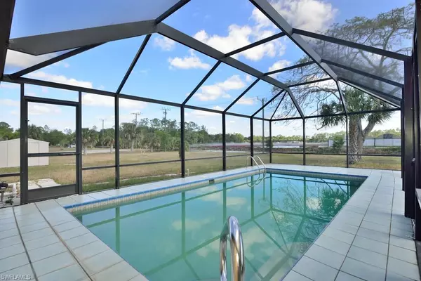 Naples, FL 34117,1579 25th ST SW