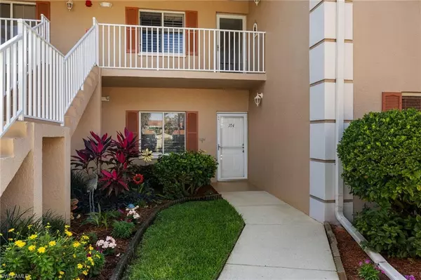 Naples, FL 34104,675 Saratoga CIR #J104