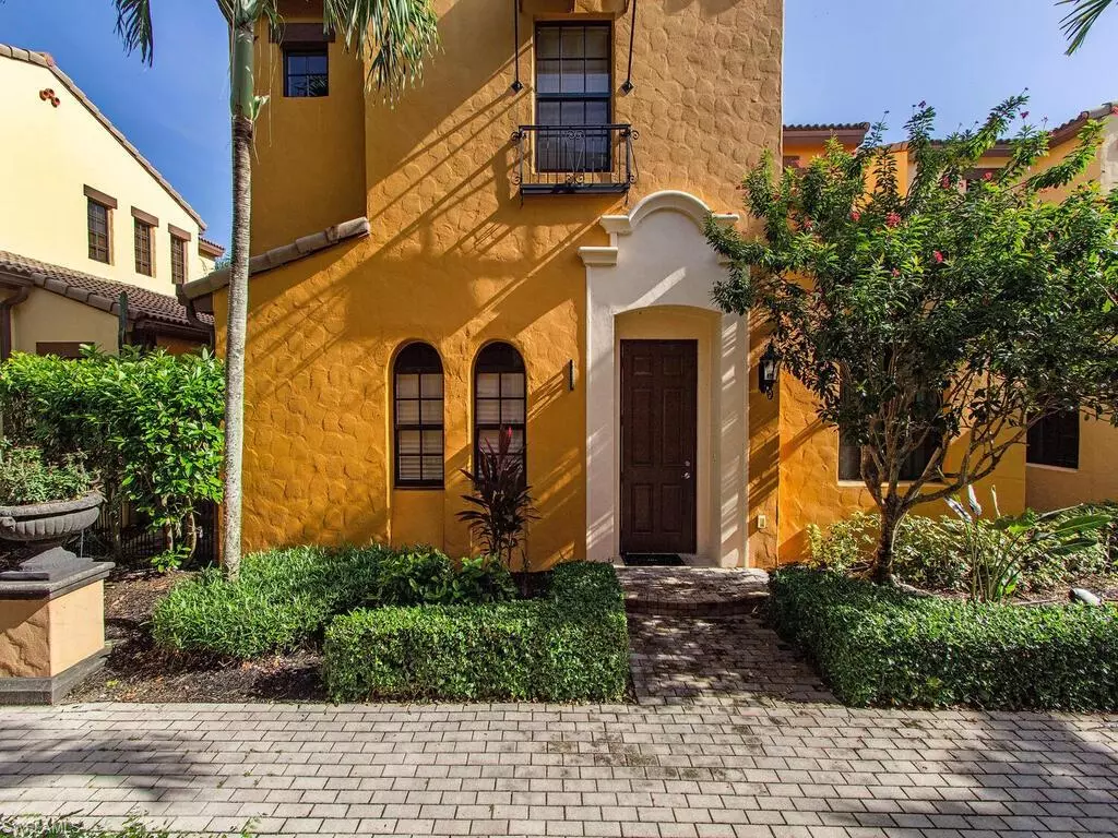 Naples, FL 34113,9105 Yuba LN #7902