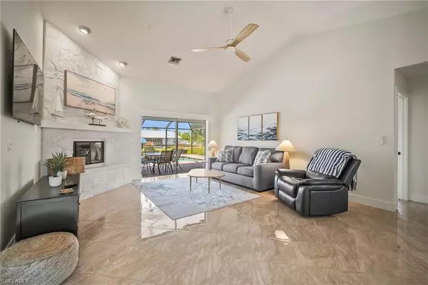 Estero, FL 33928,20640 Porthole CT