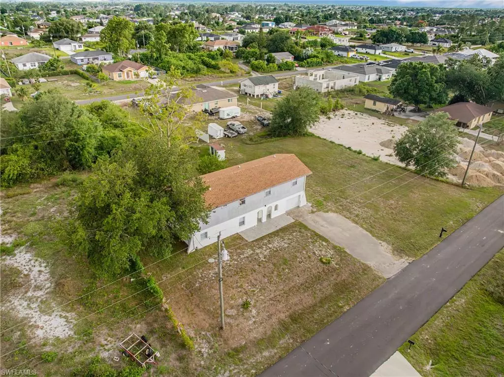 Lehigh Acres, FL 33976,3303 6th ST SW