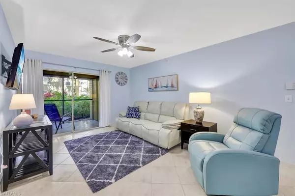 8960 Colonnades CT E #916, Bonita Springs, FL 34135