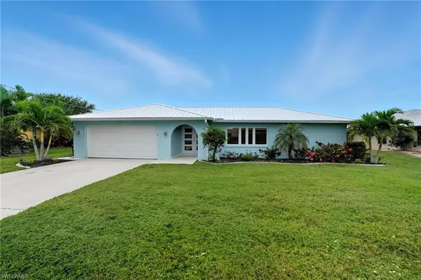 6163 Plumosa AVE, Fort Myers, FL 33908