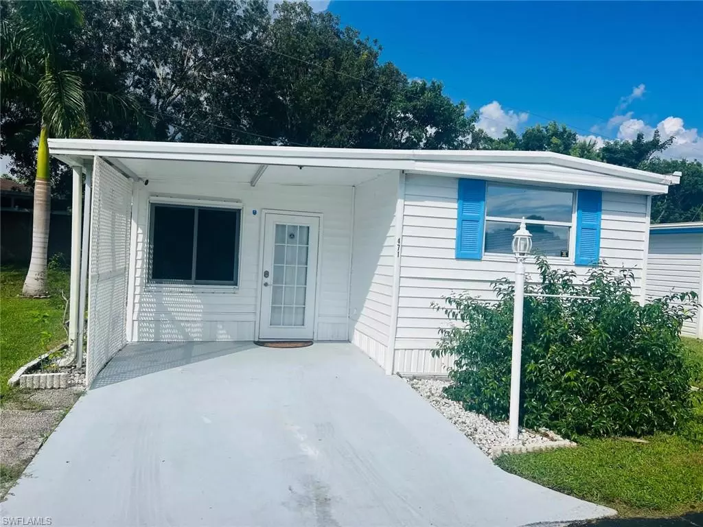 Naples, FL 34114,471 Palm DR #310