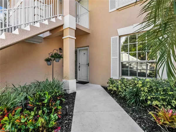 Naples, FL 34110,651 Wiggins Lake DR #101