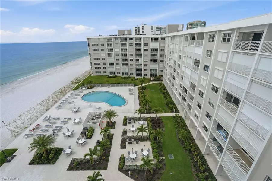3443 Gulf Shore BLVD N #814, Naples, FL 34103