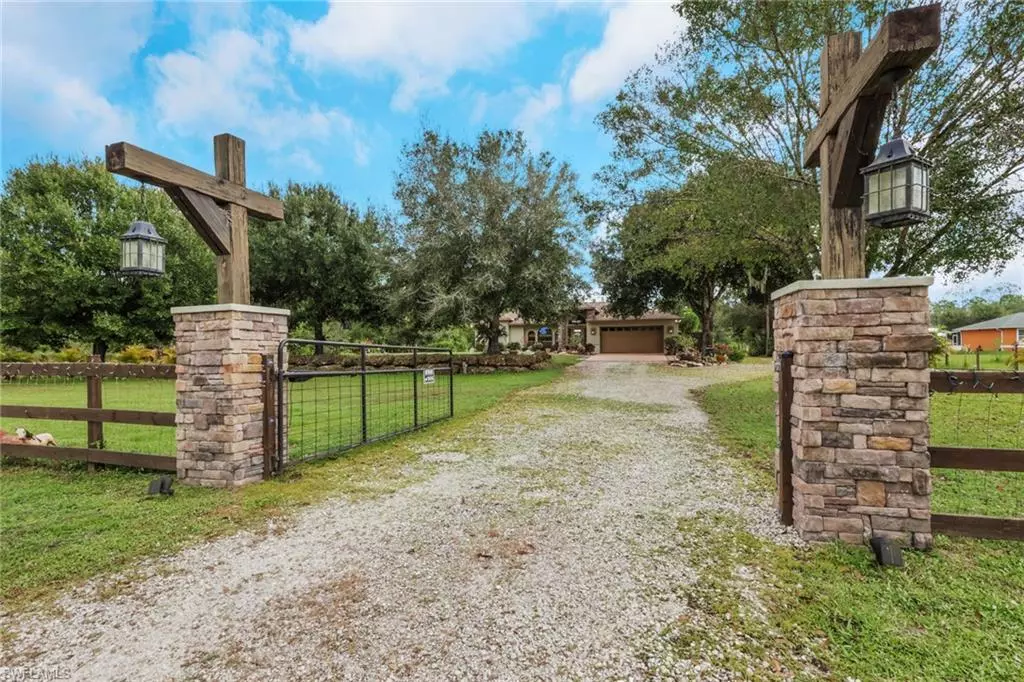 Naples, FL 34120,5160 44th ST NE