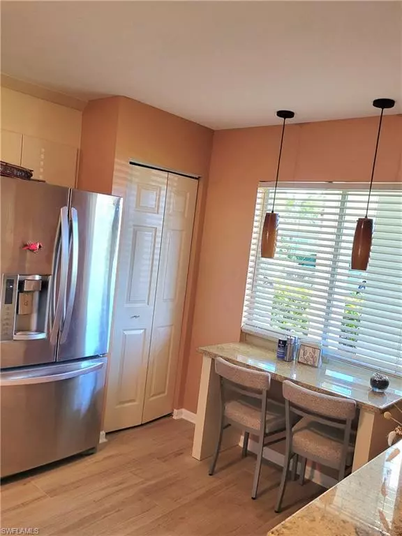 Naples, FL 34104,1001 Eastham WAY #C106