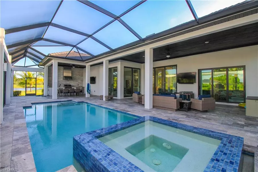 3123 Heather Glen CT, Naples, FL 34114