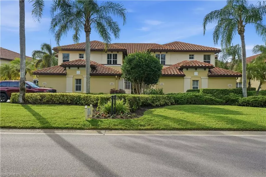 20687 Wildcat Run DR #201, Estero, FL 33928