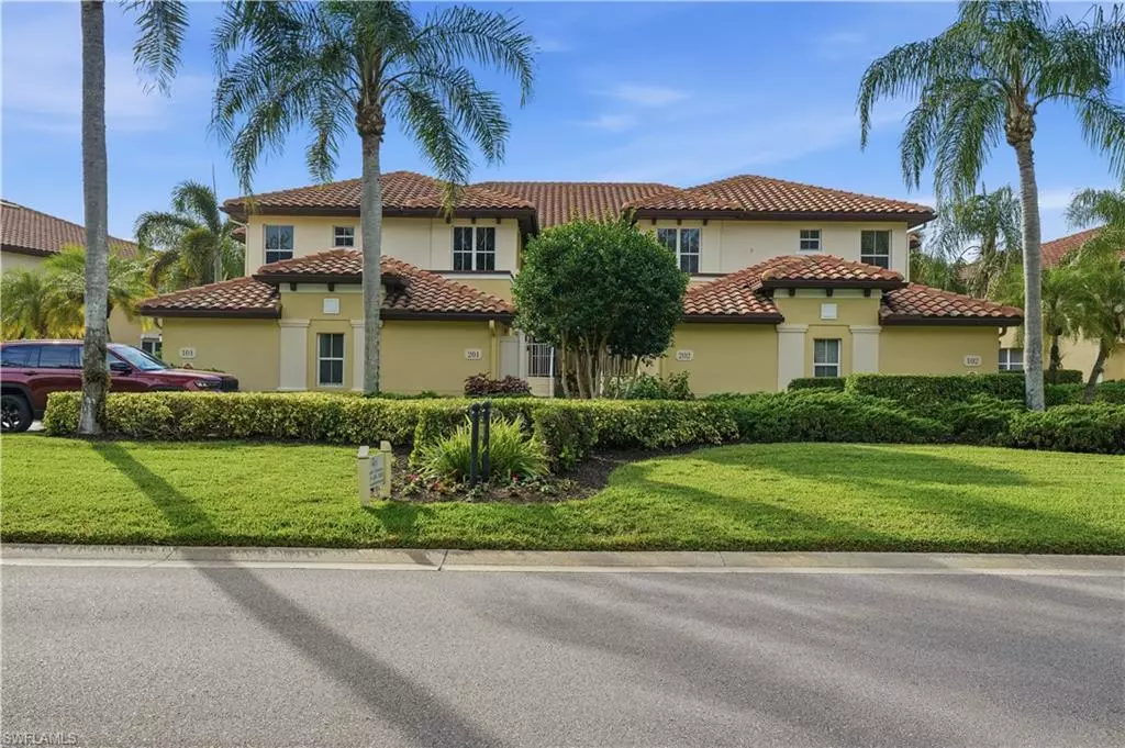 Estero, FL 33928,20687 Wildcat Run DR #201