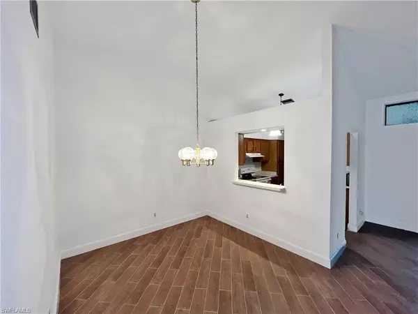 Naples, FL 34109,10740 Regent CIR #806