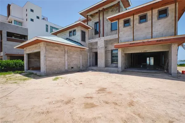 Fort Myers Beach, FL 33931,938 San Carlos DR