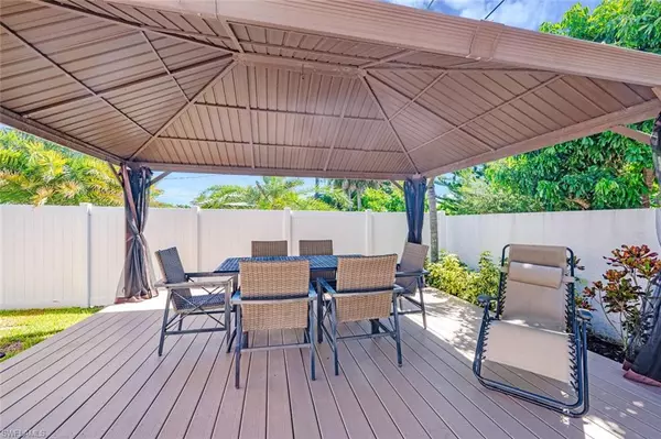 Naples, FL 34108,730 95th AVE N