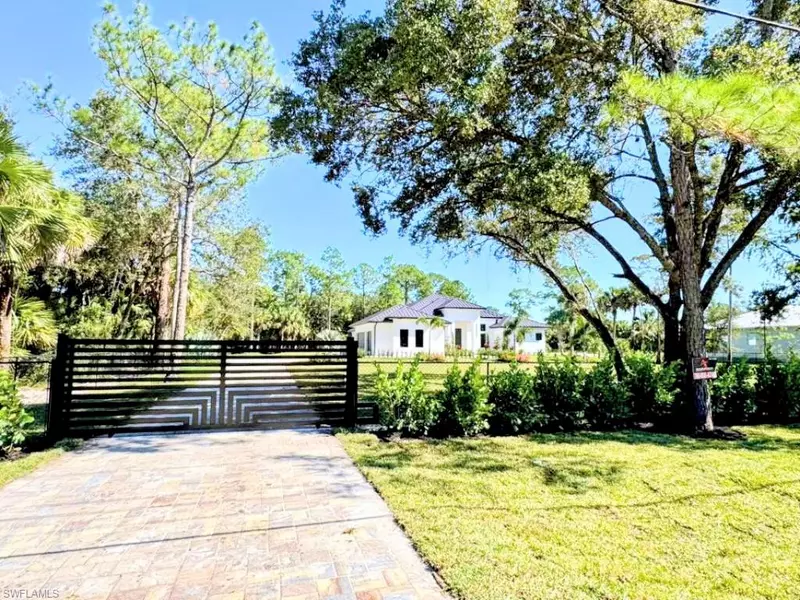 264 13 ST NW, Naples, FL 34120