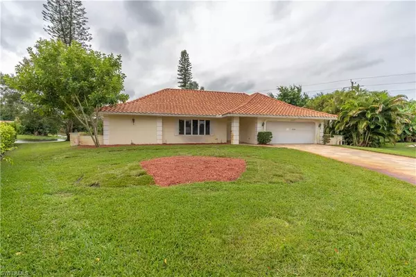 Naples, FL 34112,2353 Abbey CT