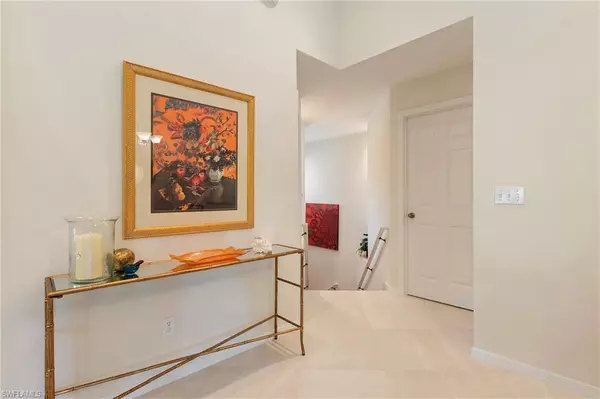 Naples, FL 34109,3755 Fieldstone BLVD #1208