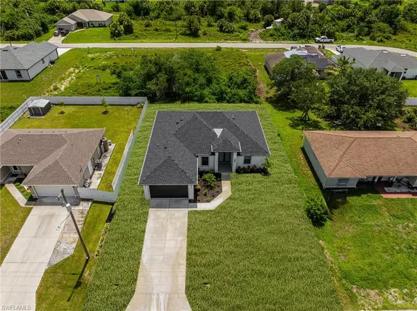 Lehigh Acres, FL 33974,529 Kilgour AVE S