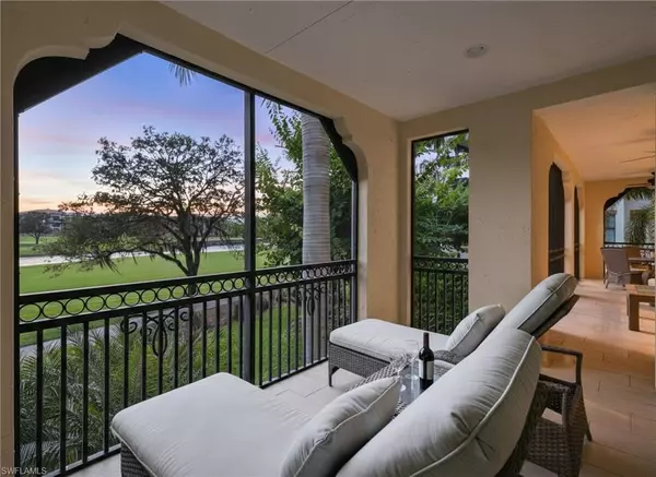 Naples, FL 34110,16432 Carrara WAY #4-102