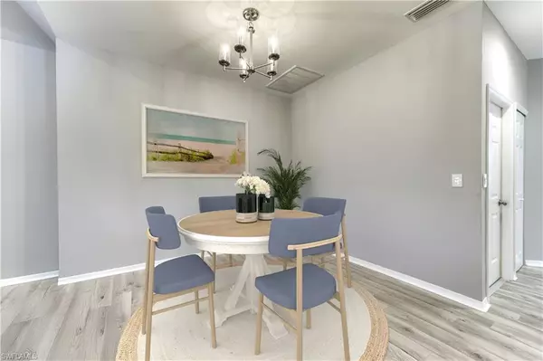 Estero, FL 33967,8521 Fairway Bend