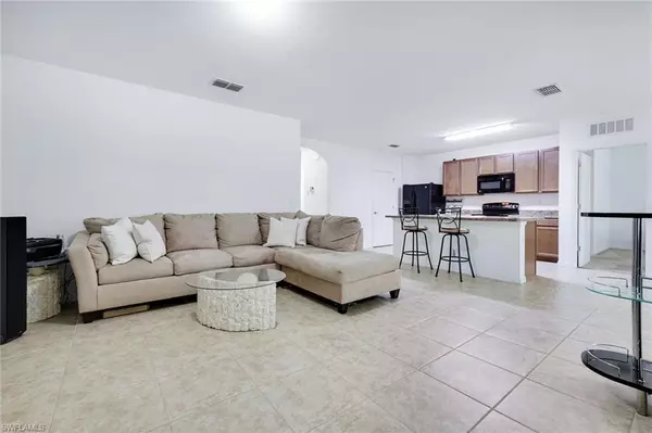 Cape Coral, FL 33991,1323 SW 9th AVE